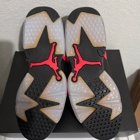 Men's Jordan 6 Infrared Black (2014) Sz 11 (Near DS) - Picture 5 of 7